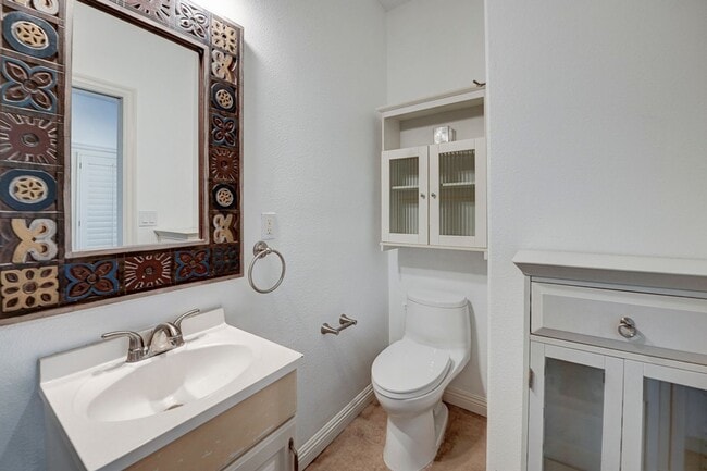 Building Photo - Amazing LARGE home in Ladera Ranch!