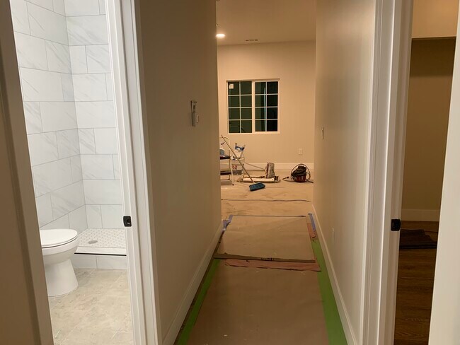 Building Photo - 14469 Polk St