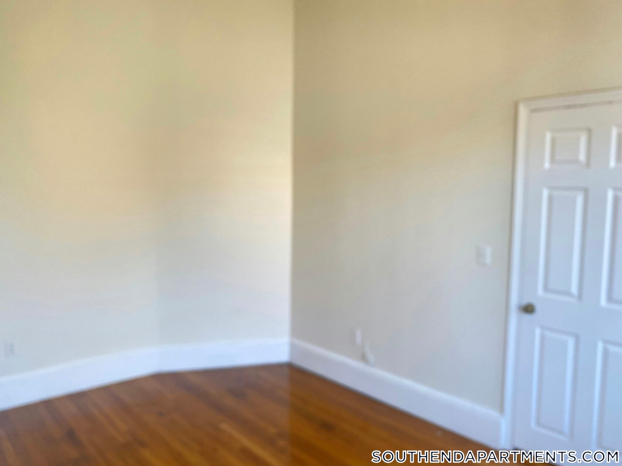 Building Photo - 423 Shawmut Ave