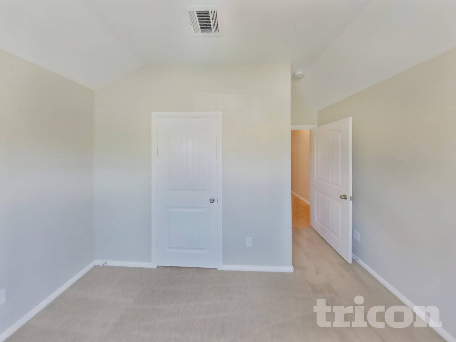 Building Photo - 728 Walls Blvd