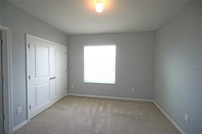 Building Photo - 6911 Breezy Palm Dr