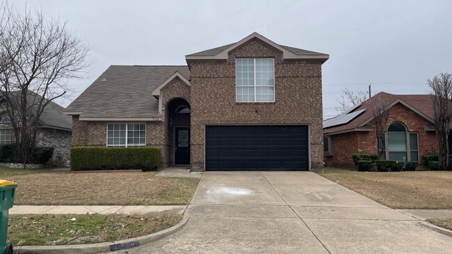 Primary Photo - Very Large 2 Story Home in Cedar Hill