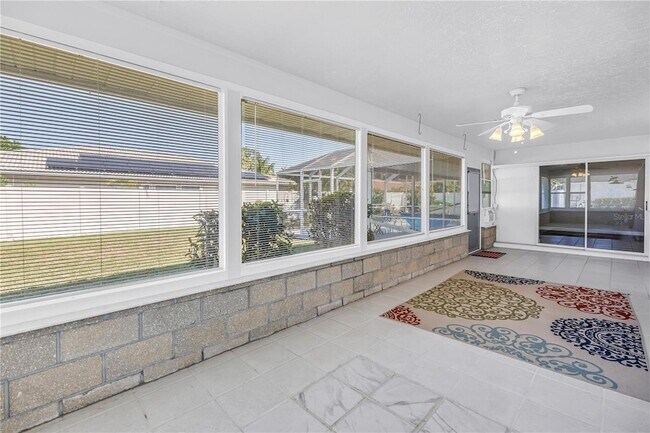 Building Photo - 5771 Timberlake Dr