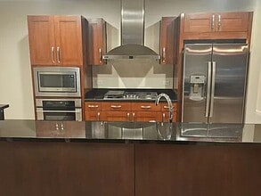 Building Photo - 2bd/2ba Condo - Modern High-Rise Living in the Heart of the Las Vegas Strip