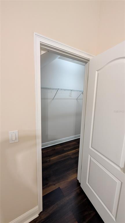 Building Photo - 584 Scotia Pl