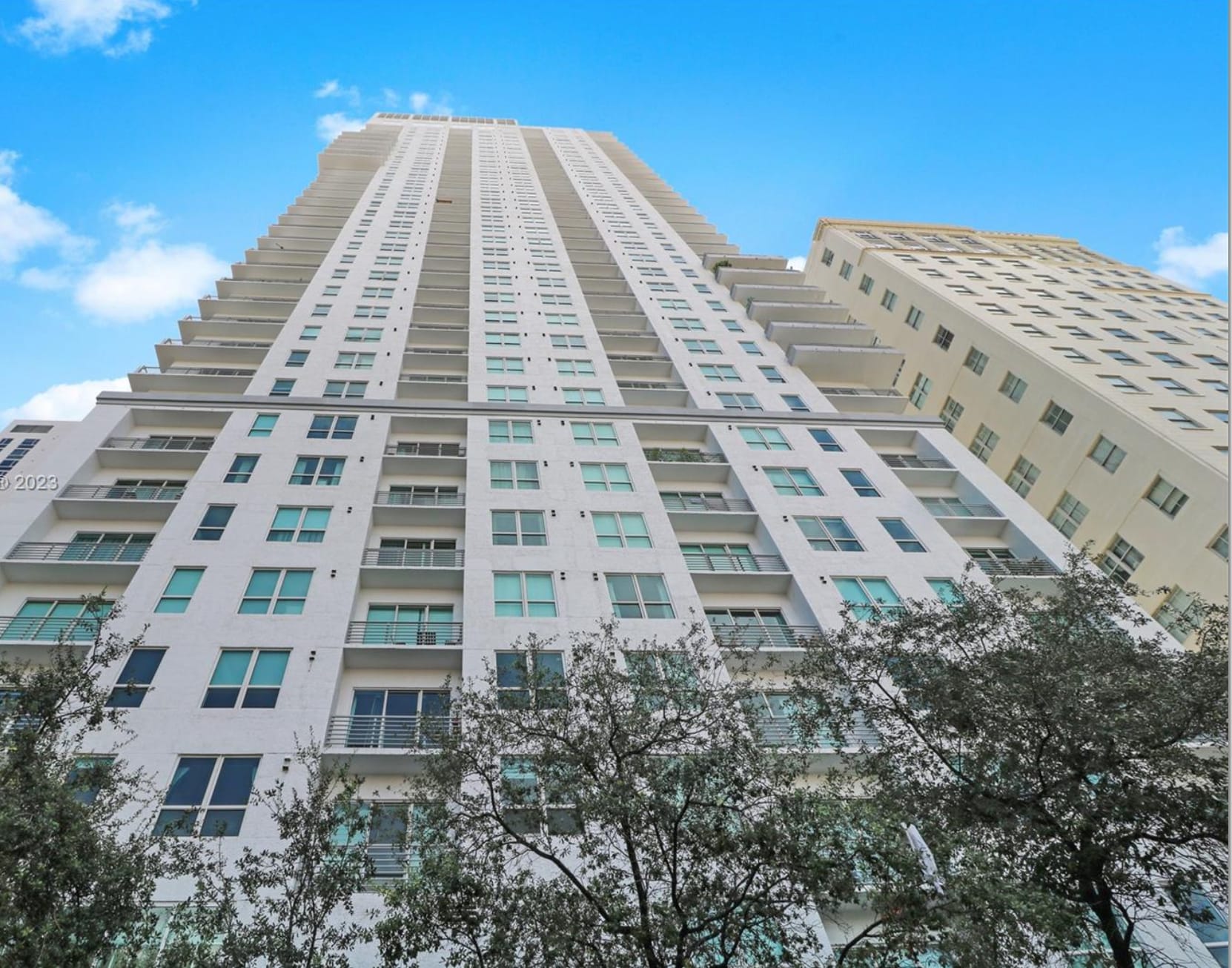 Building Photo - 133 NE 2nd Ave