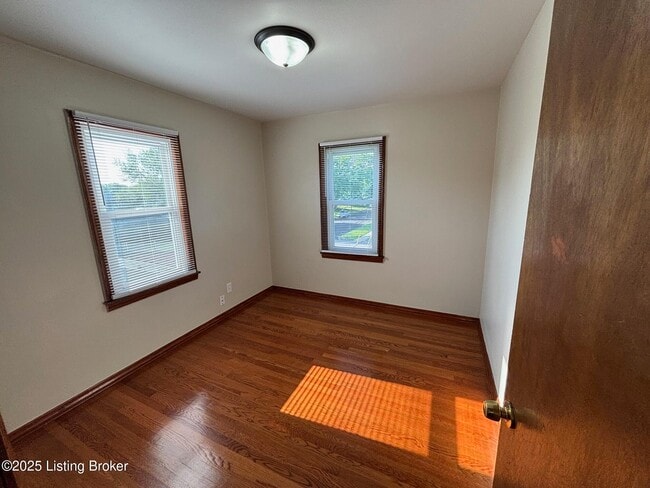 Building Photo - 141 E Harrison Ave