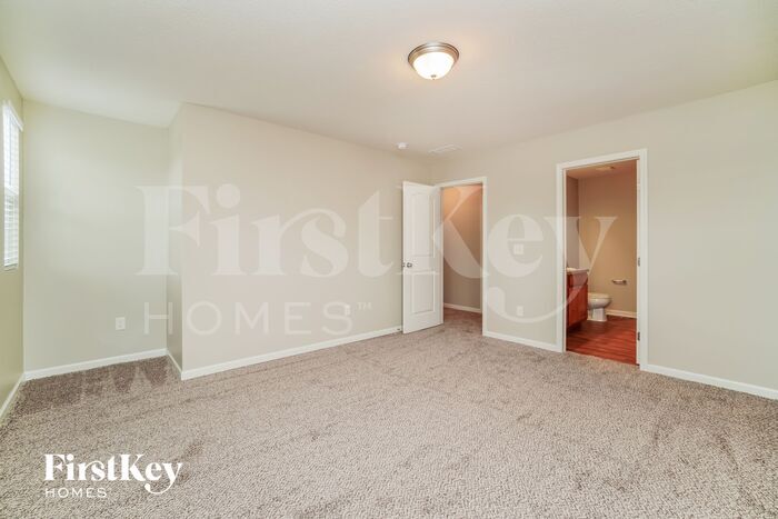 Building Photo - 8790 Conestoga Valley Dr