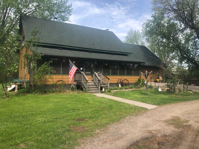 5 Acres with a pasture! - 23260 Bridgestone Rd NW