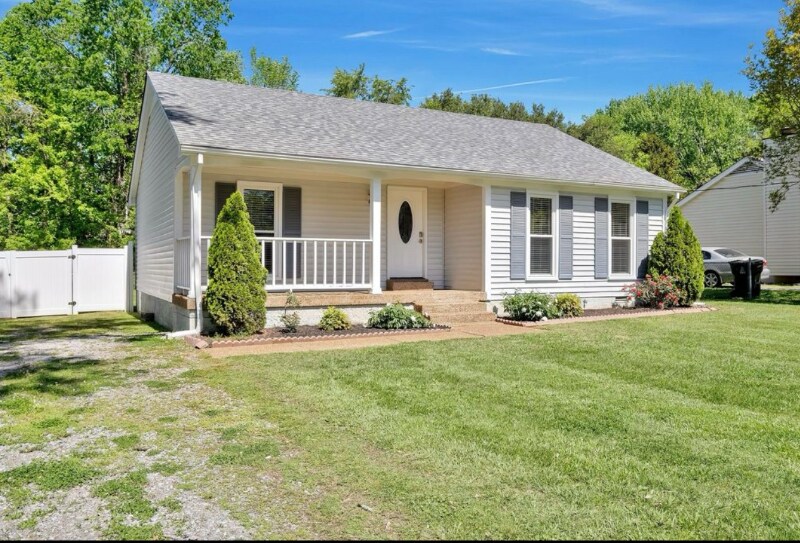Building Photo - 1017 Rolling Meadow Dr
