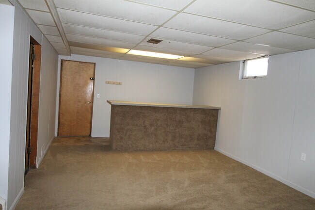 Building Photo - 2511 N 70th Ave