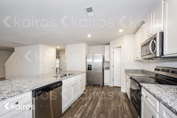 Building Photo - 607 Wild Tulip Ct