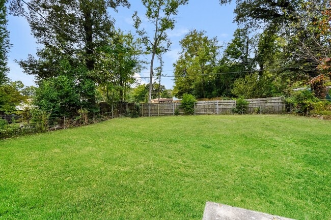 Building Photo - 4808 Court I