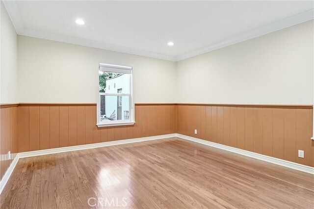 Building Photo - 156 S Edinburgh Ave