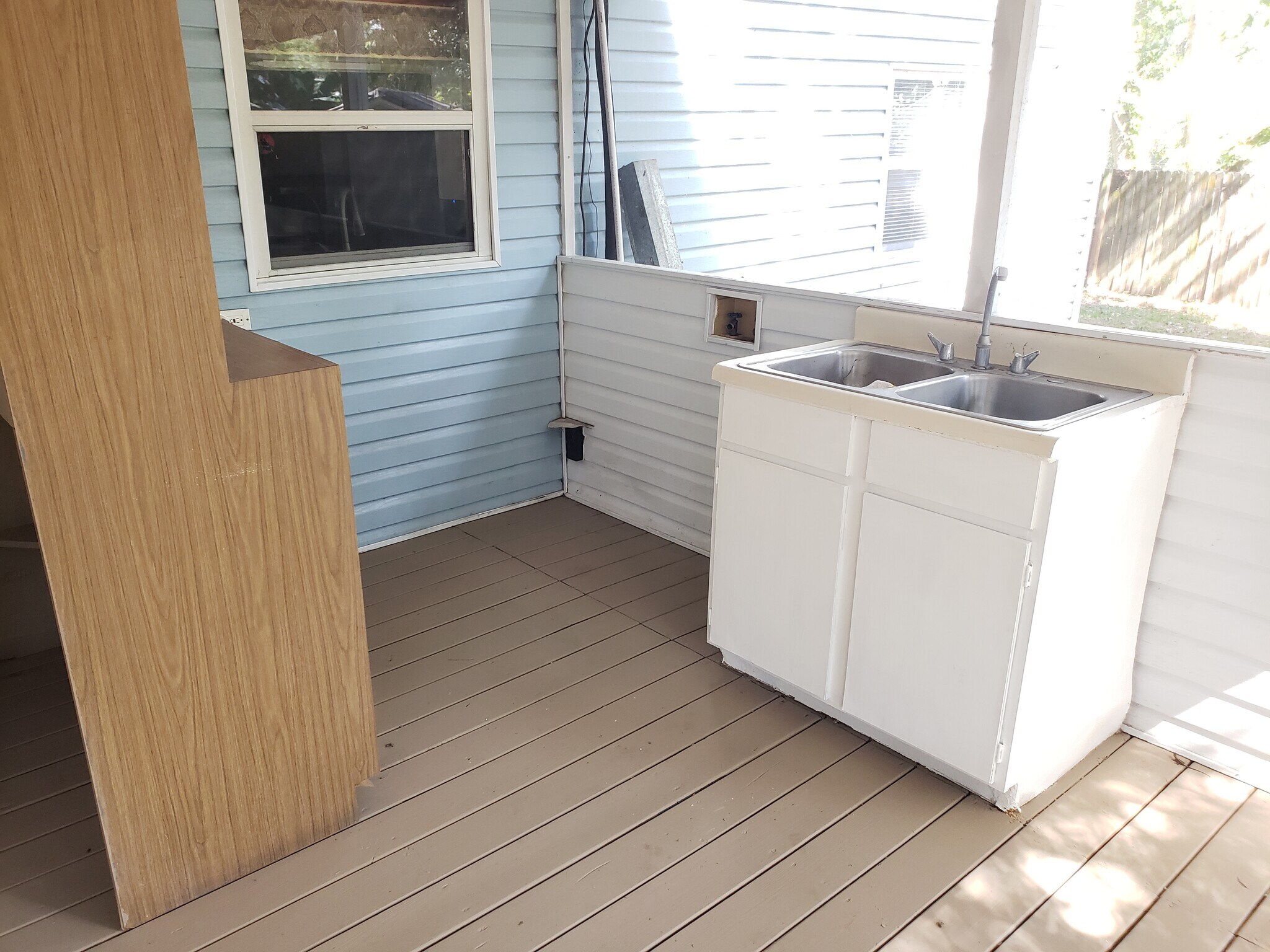 Building Photo - 939 E Bella Vista St