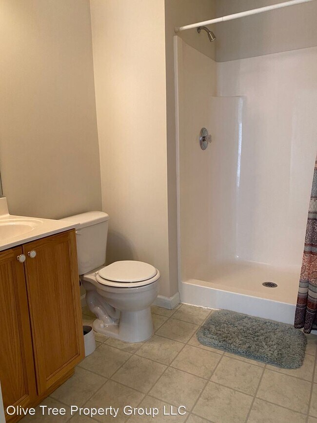 Building Photo - 2 br, 2 bath House - 161-2 Brookland Court