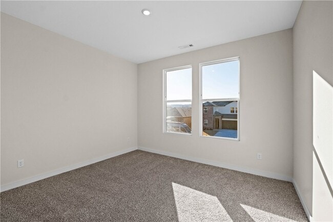 Building Photo - 4682 W Aurora St