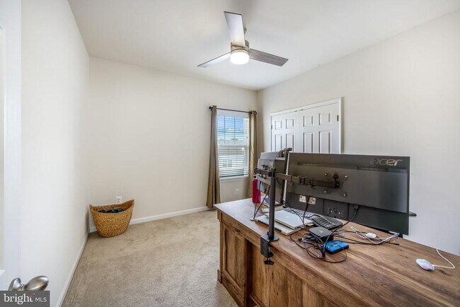 Building Photo - 309 Boxelder Dr