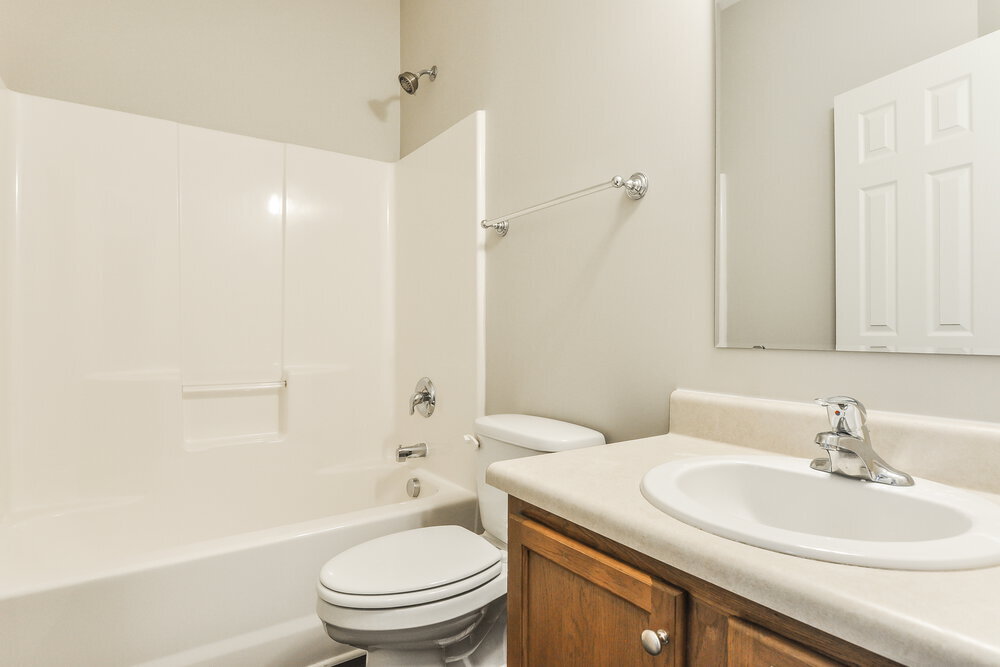 Building Photo - 698 Shefford Town Dr