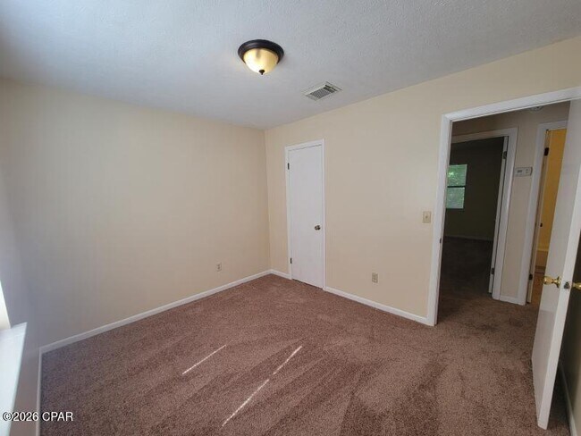 Building Photo - 3435 Orchard Wood Rd