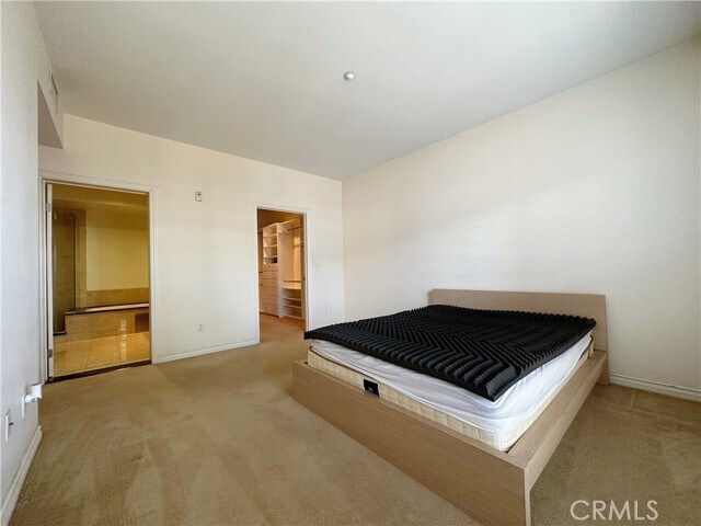 Building Photo - 320 S Willaman Dr