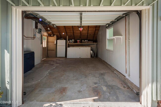 Building Photo - 301 Frances St