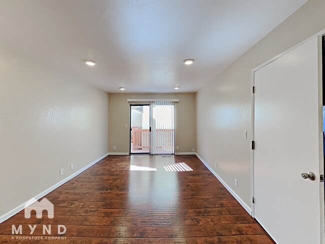 Building Photo - 362 Via Primavera Dr