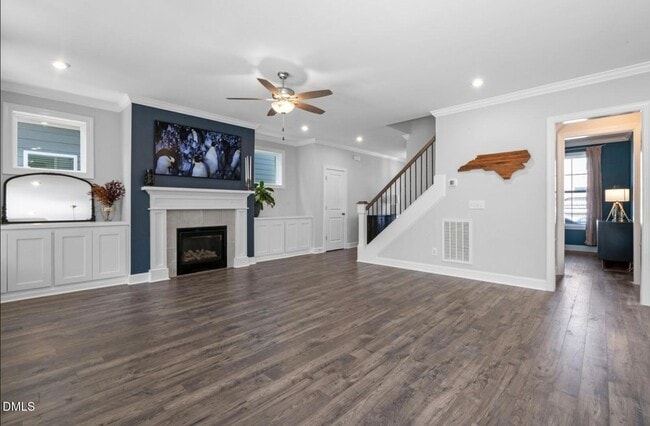 Building Photo - 217 Tumbling River Dr