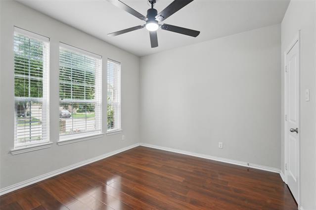 Building Photo - 2392 Ranchview Dr