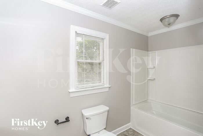 Building Photo - 2422 Haybrook Ln