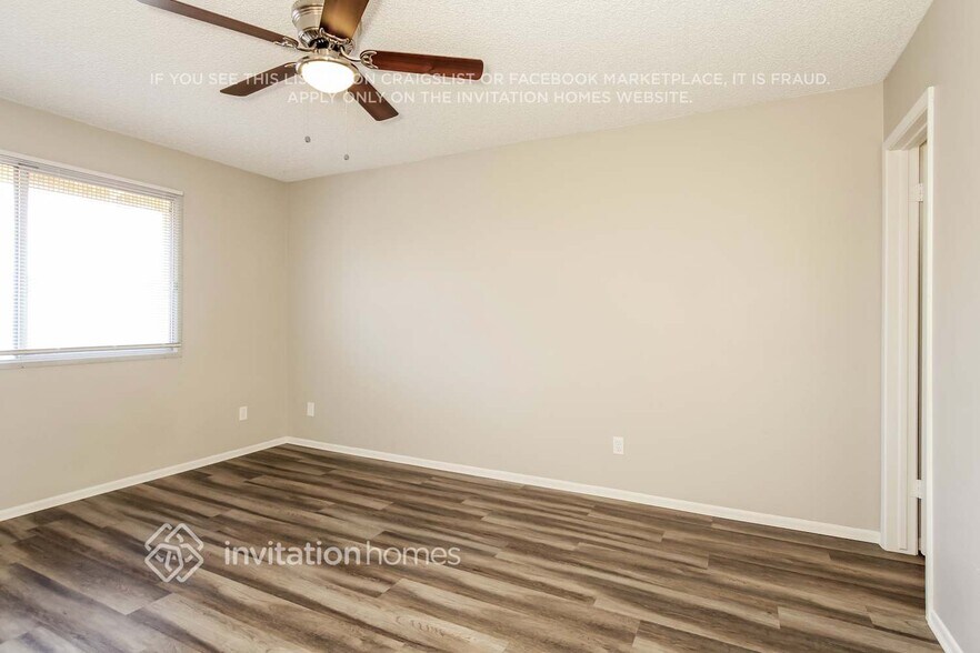 Building Photo - 4232 W Frier Dr