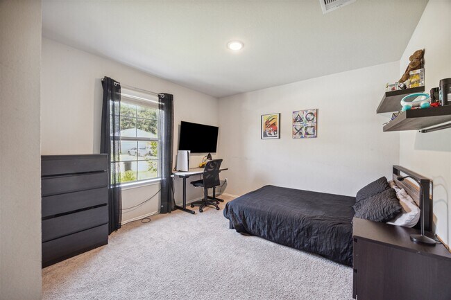 Building Photo - 6414 Fiddlewood Thicket Ln