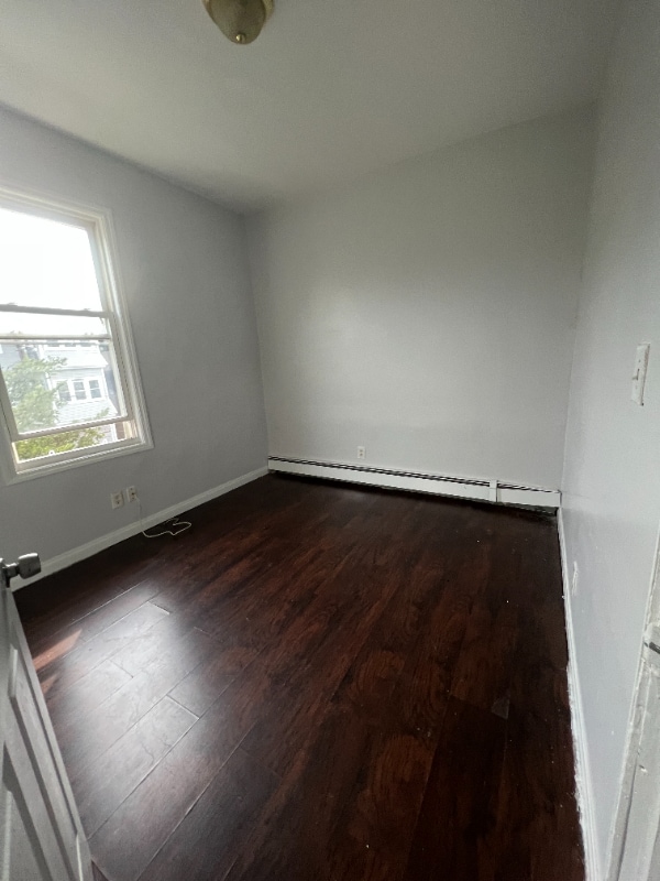 Building Photo - 52 2nd St