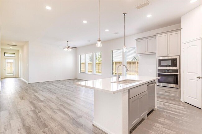 Building Photo - 2850 Orange Leaf Dr