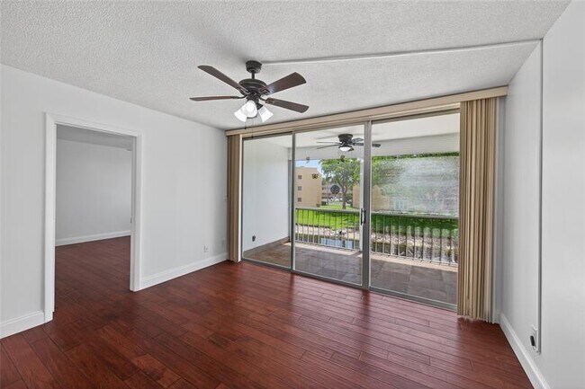 Building Photo - 6070 NW 64th Ave