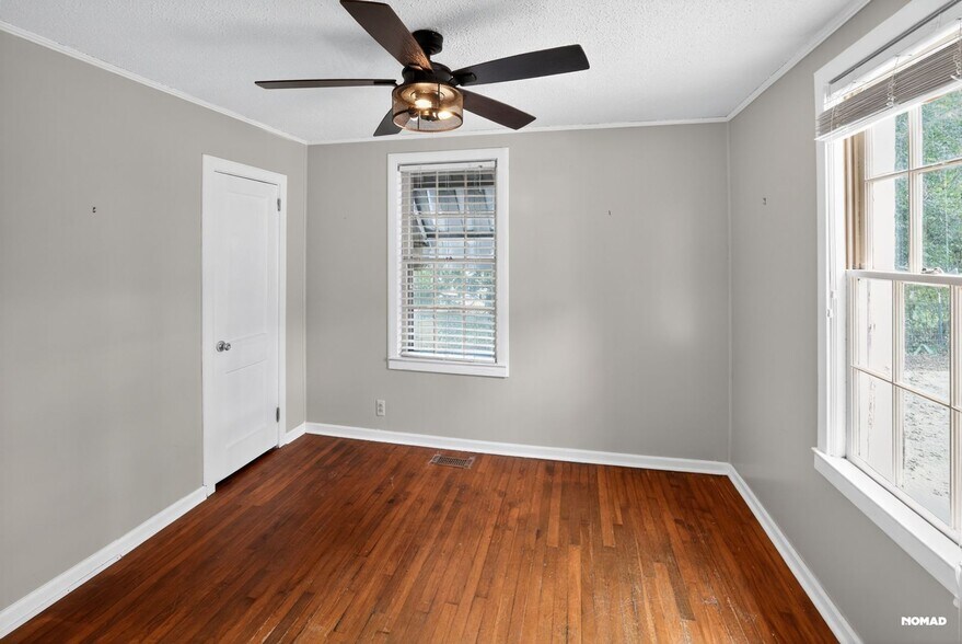 Building Photo - 79 Springbrook Cir