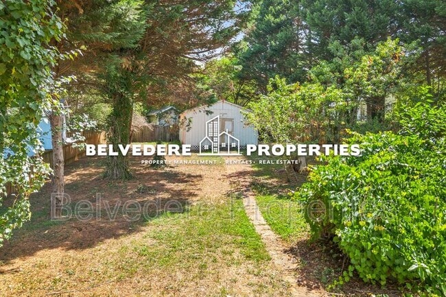 Building Photo - 2320 Meadow Gate Dr
