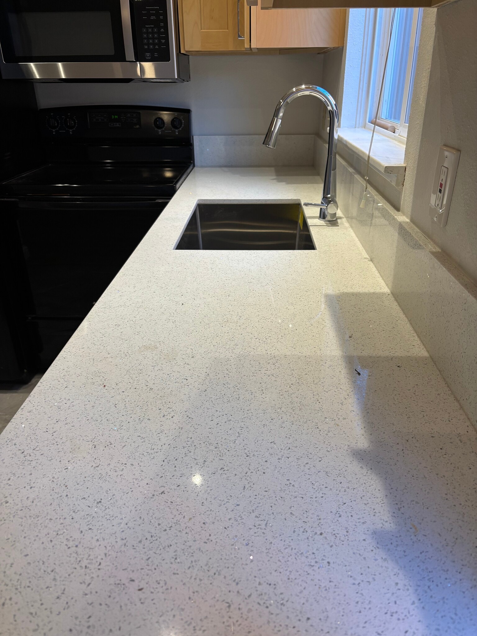 Building Photo - 2707 SE 50th Ave