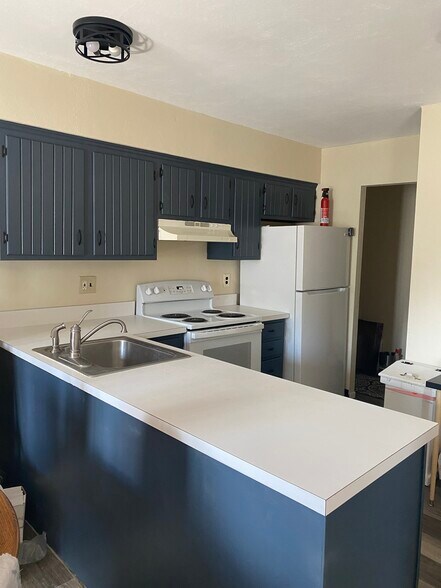 Building Photo - 500 Campbell Cir