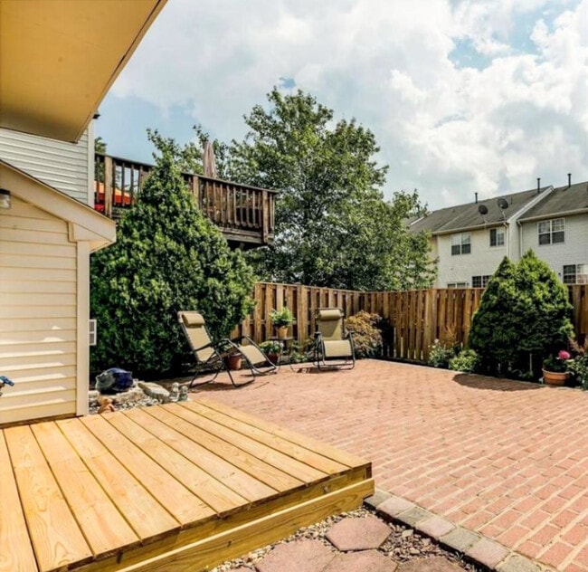 Building Photo - 2456 Rolling Plains Dr