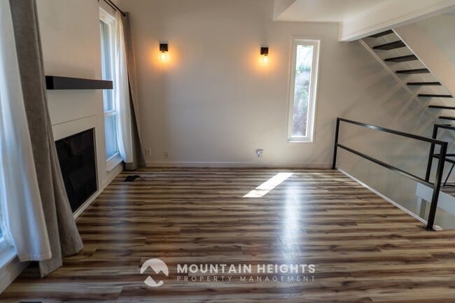 Building Photo - 3516 Summer Oaks Cir