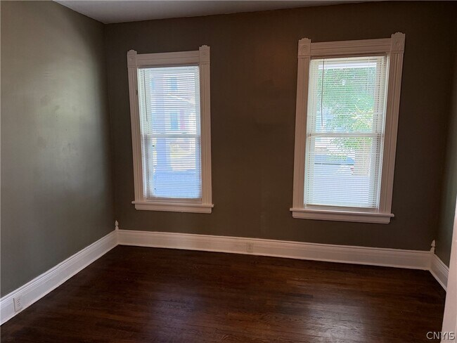 Building Photo - 169 Mayar St
