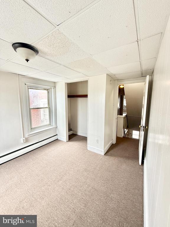 Building Photo - 894 South St
