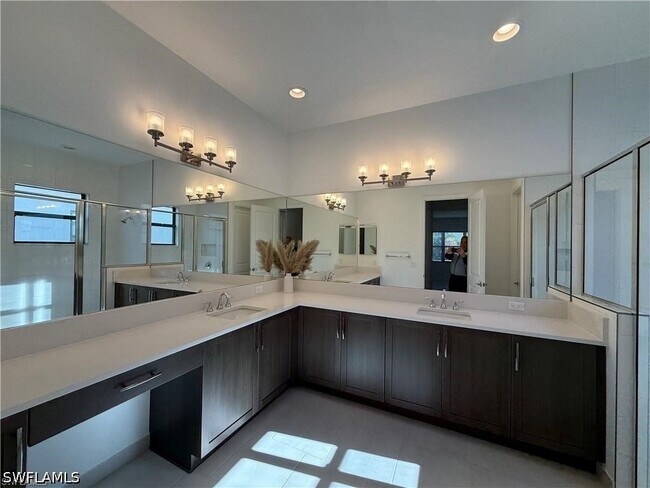 Building Photo - 20623 Fair Oak Ln