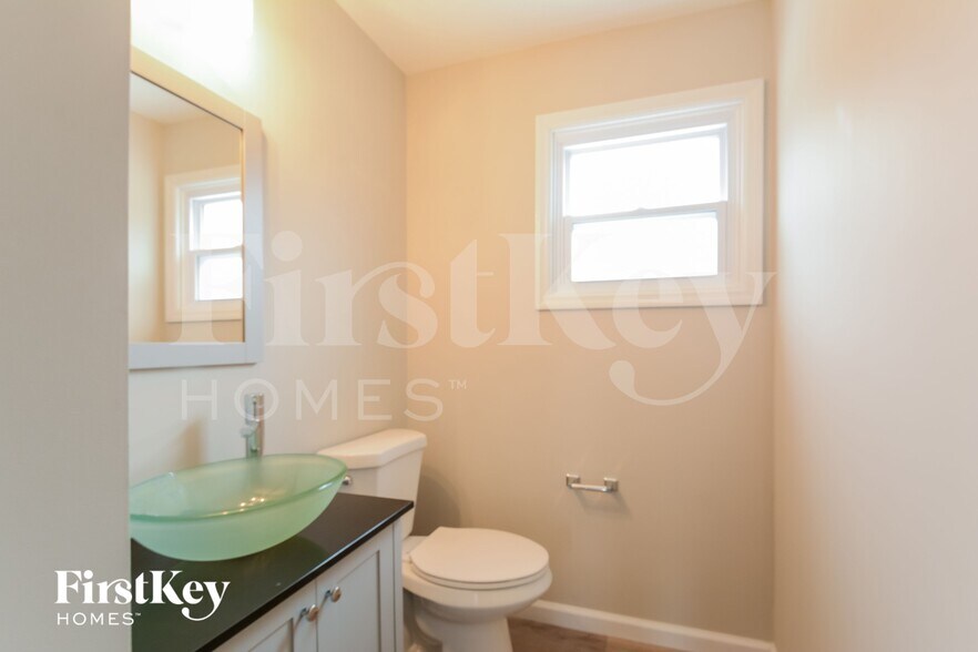 Building Photo - 427 Holly Terrace Ct