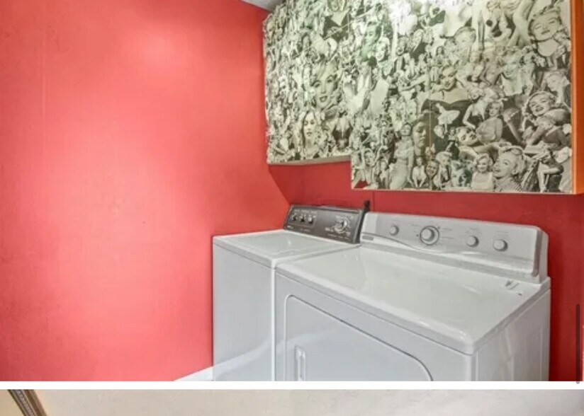 Building Photo - 5576 Clover Rise Ln