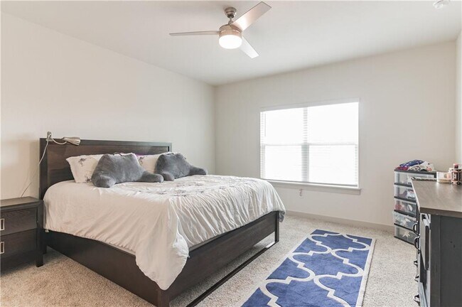 Building Photo - 2017 Daleside Ln