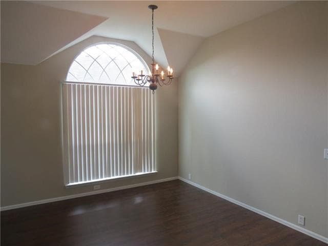 Building Photo - 633 Blue Sky Dr