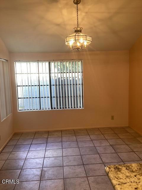 Building Photo - 410 Las Palomas Dr
