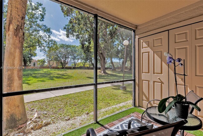 Building Photo - 15680 SW 106th Ln